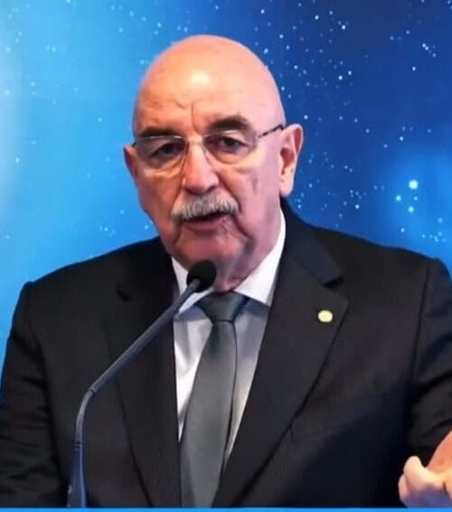 No próximo dia 6 de março o STF decidirá sobre o porte de drogas para consumo pessoal e o deputado Osmar Terra questiona a autoridade da côrte para isso