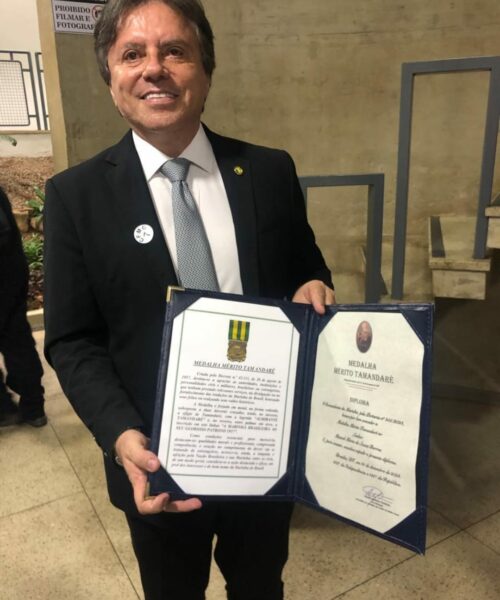 Marinha agraciou sete mineiros com a Medalha Almirante Tamandaré, entre eles o presidente da Alagro