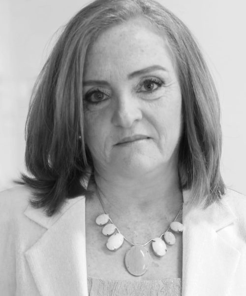 Margaridas Brancas no Céu Azul, é o novo livro da escritora mineira Eloah Bairral