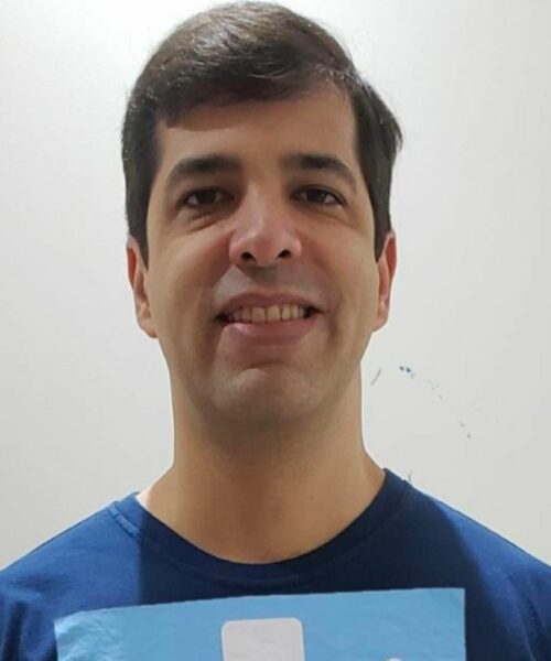 Sociedade Paranaense de Pediatria sugere punição de pais que recusam injeção covid de mRNA para filho de 5 anos