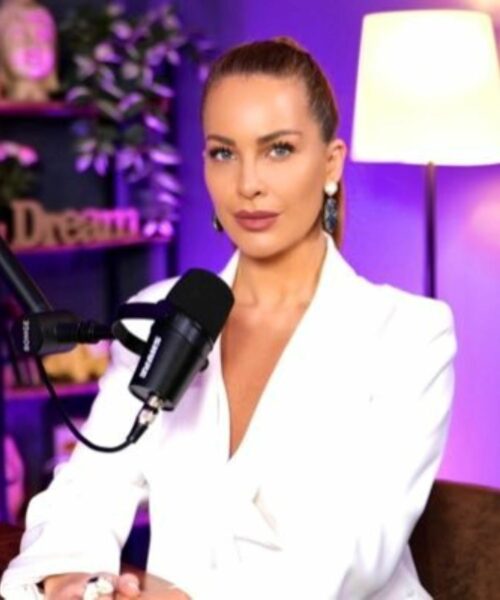 Um país que arrasta aos tribunais um jurista de 90 anos por estudar a Constituição não é mais uma democracia. É uma farsa – Por: Karina Michelin