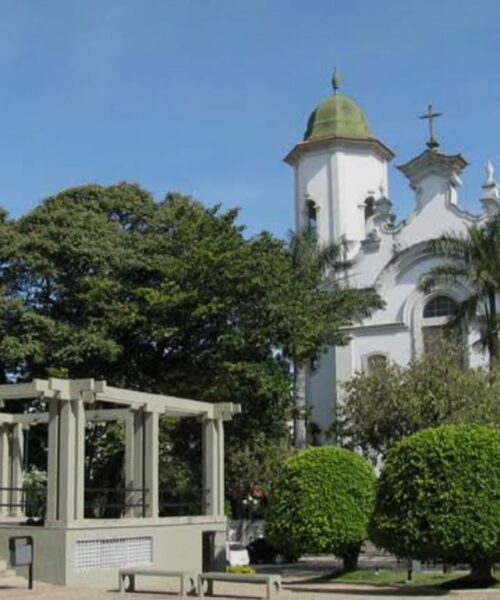 Praça de Santa Tereza continua chamando Duque de Caxias e Clube da Esquina continua sendo amado pelos belo-horizontinos
