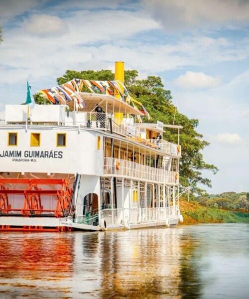 Benjamim Guimarães está na ativa após 5 anos de reforma, recomeçando sua história de navegação pelo Velho Chico