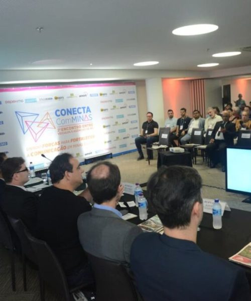 A 3ª edição do Conecta Com Minas acontece hoje segunda-feira (27/10) no BH Shopping, as partir das 13h