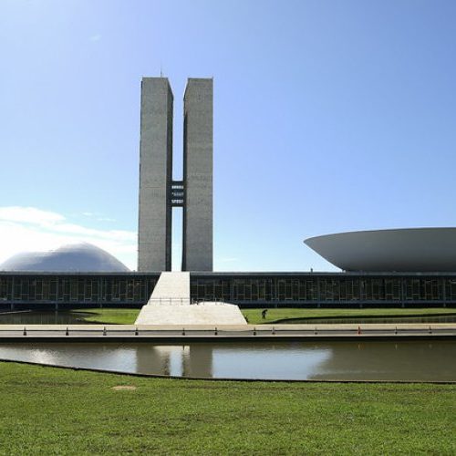 Rogério Silveira destaca força de Luís Eduardo Falcão durante Marcha dos Vereadores de Minas em Brasília 