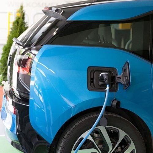 Minas possui mais de mil eletropostos 