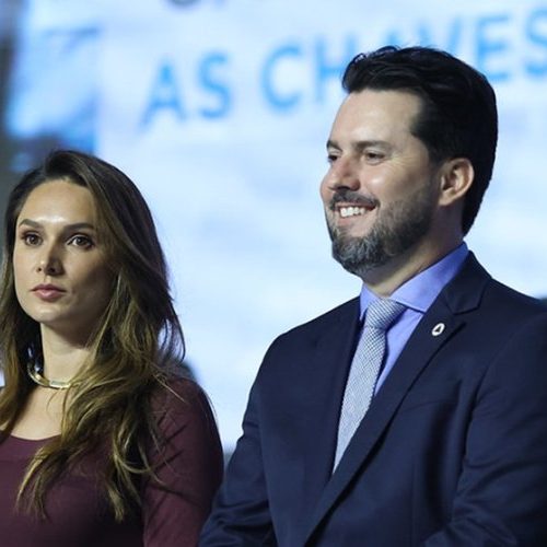 Deputada denuncia ameaça de Simões 