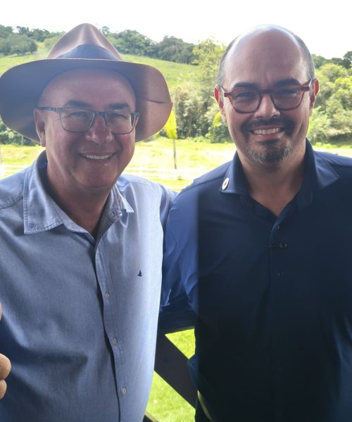O empresário do agro Márcio Kakau recebe o vice-governador e prefeitos do Alto Paraopeba em Belo Vale-MG