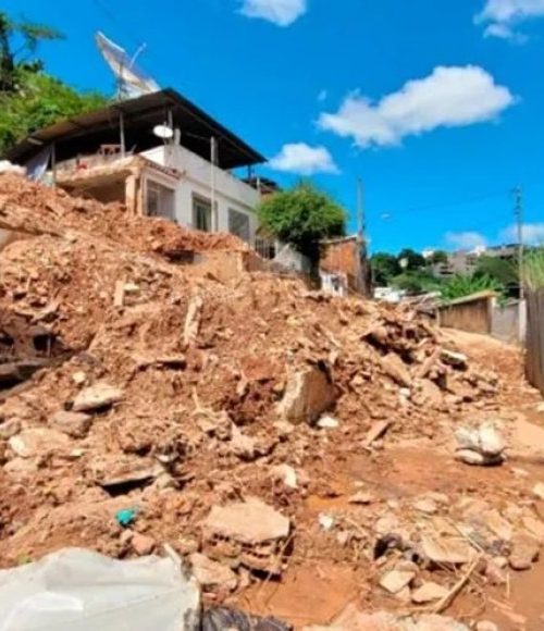 Atingidos pelas chuvas terão restituição 