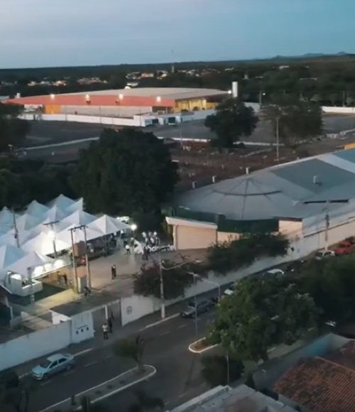 Janaúba tem maior evento da fruticultura do País 