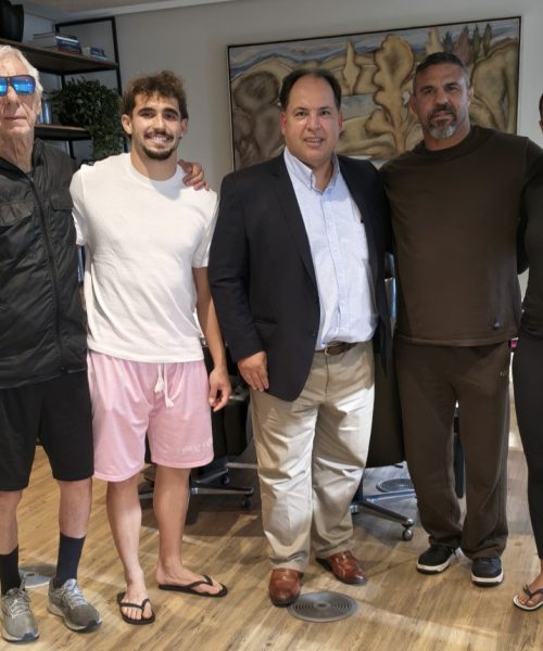 O ex-bi-campeão mundial de MMA Vitor Belfort esteve em Belo Horizonte e visitou o Minas Tênis Clube