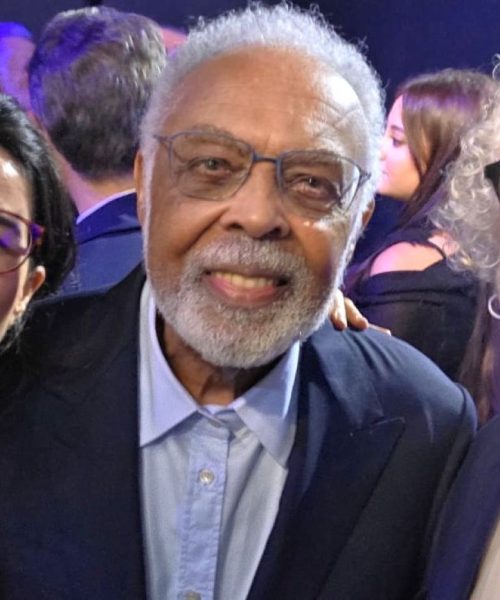 Afonso Borges transformou a literatura em encontro e recebe o “Prêmio Faz Diferença O Globo” único mineiro agraciado
