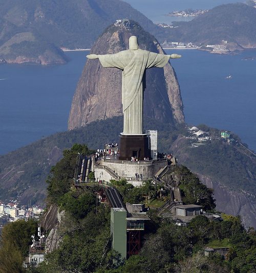 Turismo no Brasil se tornou perigoso: País vive uma ditadura disfarçada e o crime organizado já domina 26 por cento do território nacional – Por: Ray Cunha