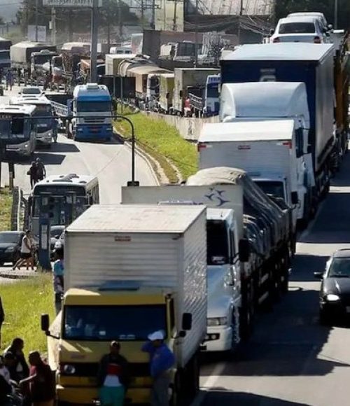 Apagão de caminhoneiros em Minas 