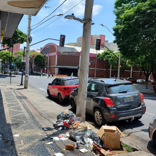 Mercado Central: um cartão-postal cercado pelo abandono e omissão do poder público municipal