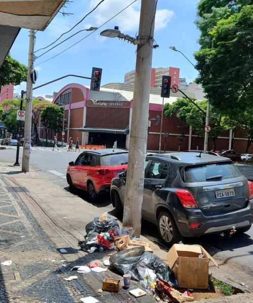 Mercado Central: um cartão-postal cercado pelo abandono e omissão do poder público municipal