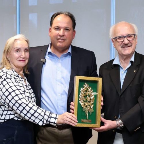 O Presidente do Minas Tênis Clube recebe Troféu Personalidades Influentes e destaca força de uma instituição que há 90 anos engrandece Minas Gerais