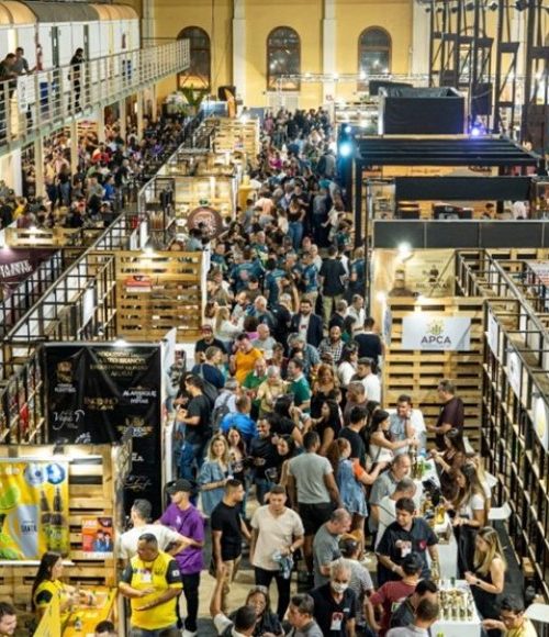 Expocachaça reúne 2 mil rótulos em BH 