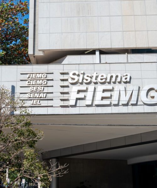 O Brasil tem minerais que o mundo disputa, mas burocracia pode afastar investimentos, o alerta é da FIEMG
