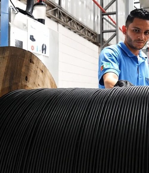 Sul de Minas amplia fábrica de cabos ópticos 