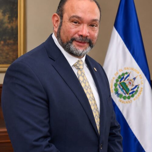 Belo Horizonte recebe embaixador de El Salvador para debater negócios com empresas mineiras