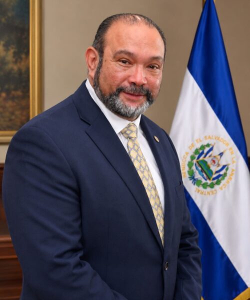 Belo Horizonte recebe embaixador de El Salvador para debater negócios com empresas mineiras