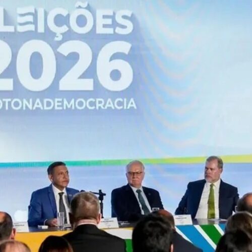 TSE precisa explicar o que aconteceu para os votos ficarem congelados no painel durante uma hora