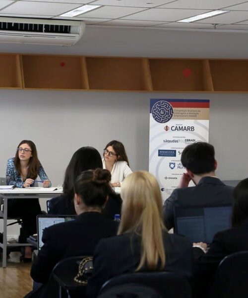 Estudantes de Direito representam MG na XVII Competição Brasileira de Arbitragem e Mediação Empresarial – Por: Fernando de Almeida